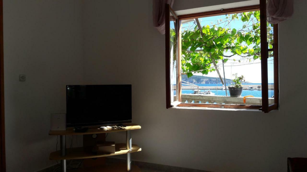 Anka'S Beach Комижа Экстерьер фото